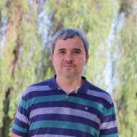 Dr. Esteban Zunino